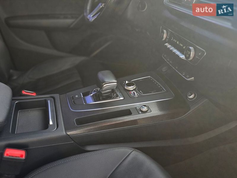 Внедорожник / Кроссовер Audi Q5 2018 в Луцке фото 25 Внедорожник / Кроссовер Audi Q5 2018 в Луцке