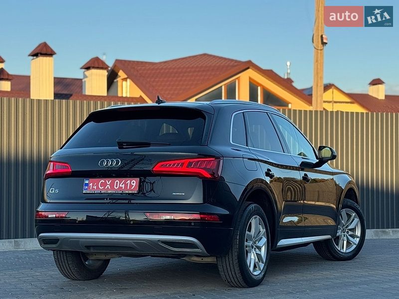 Внедорожник / Кроссовер Audi Q5 2020 в Тернополе