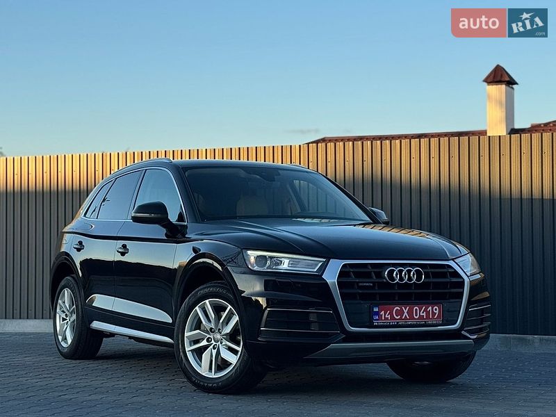 Внедорожник / Кроссовер Audi Q5 2020 в Тернополе