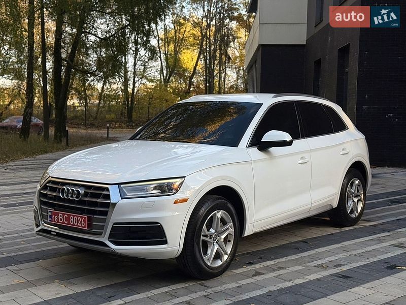 Позашляховик / Кросовер Audi Q5 2019 в Тернополі