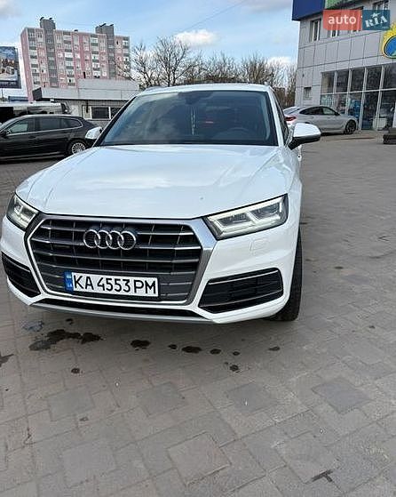 Позашляховик / Кросовер Audi Q5 2018 в Києві фото 3 Позашляховик / Кросовер Audi Q5 2018 в Києві