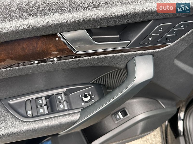 Позашляховик / Кросовер Audi Q5 2018 в Києві фото 14 Позашляховик / Кросовер Audi Q5 2018 в Києві