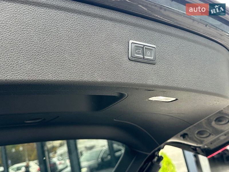 Позашляховик / Кросовер Audi Q5 2018 в Києві фото 33 Позашляховик / Кросовер Audi Q5 2018 в Києві