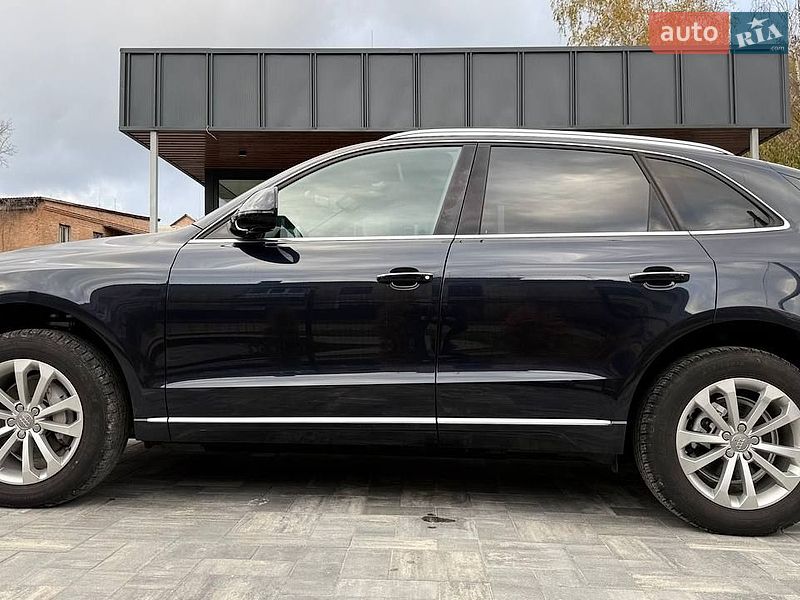 Позашляховик / Кросовер Audi Q5 2015 в Бердичеві
