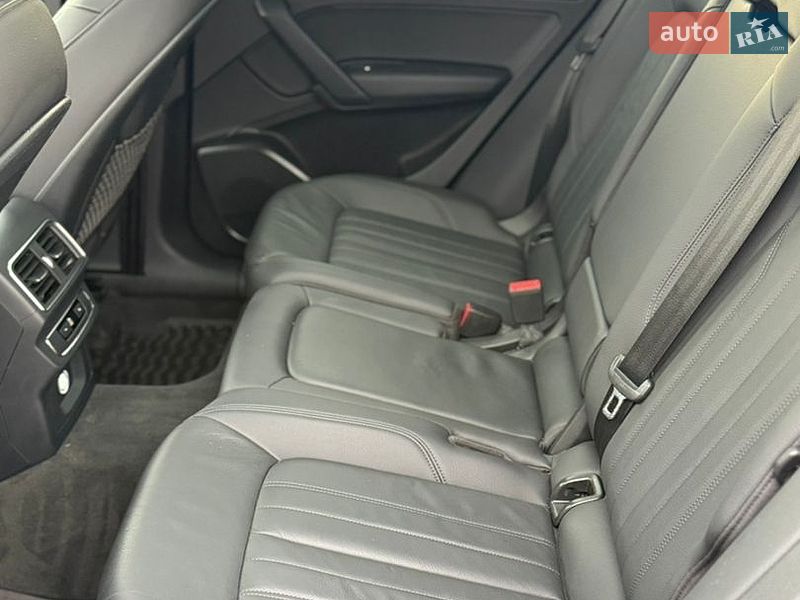 Позашляховик / Кросовер Audi Q5 2018 в Івано-Франківську