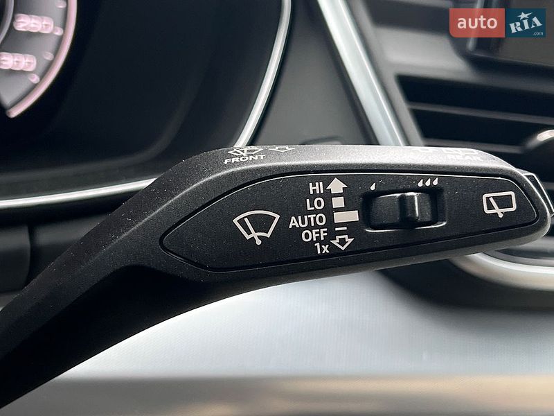 Внедорожник / Кроссовер Audi Q5 2024 в Львове