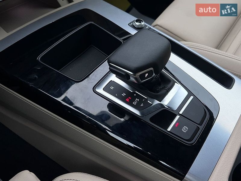 Внедорожник / Кроссовер Audi Q5 2024 в Львове