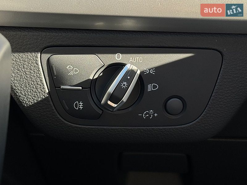 Позашляховик / Кросовер Audi Q5 2020 в Львові