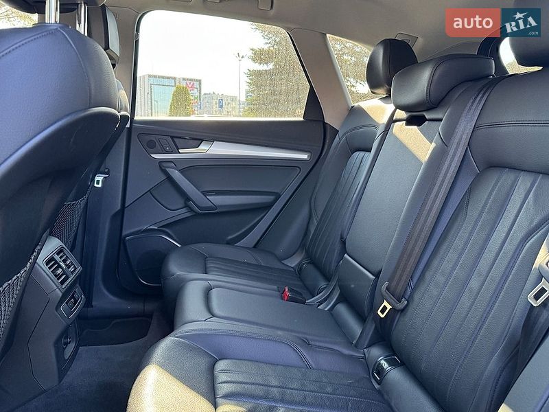 Позашляховик / Кросовер Audi Q5 2020 в Львові