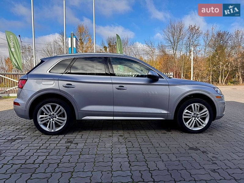 Позашляховик / Кросовер Audi Q5 2018 в Нововолинську