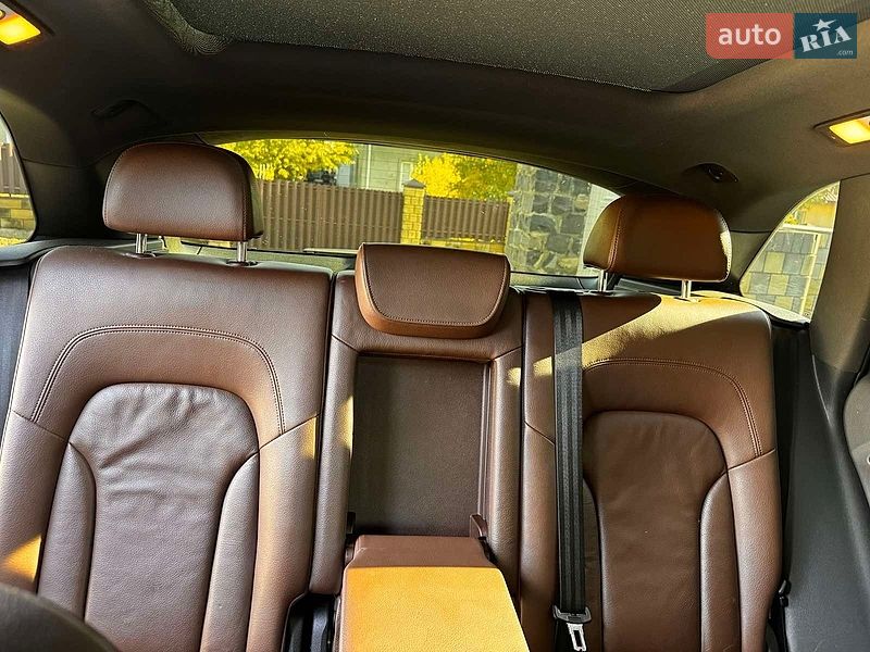 Внедорожник / Кроссовер Audi Q5 2015 в Луцке