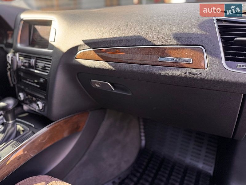 Внедорожник / Кроссовер Audi Q5 2015 в Луцке