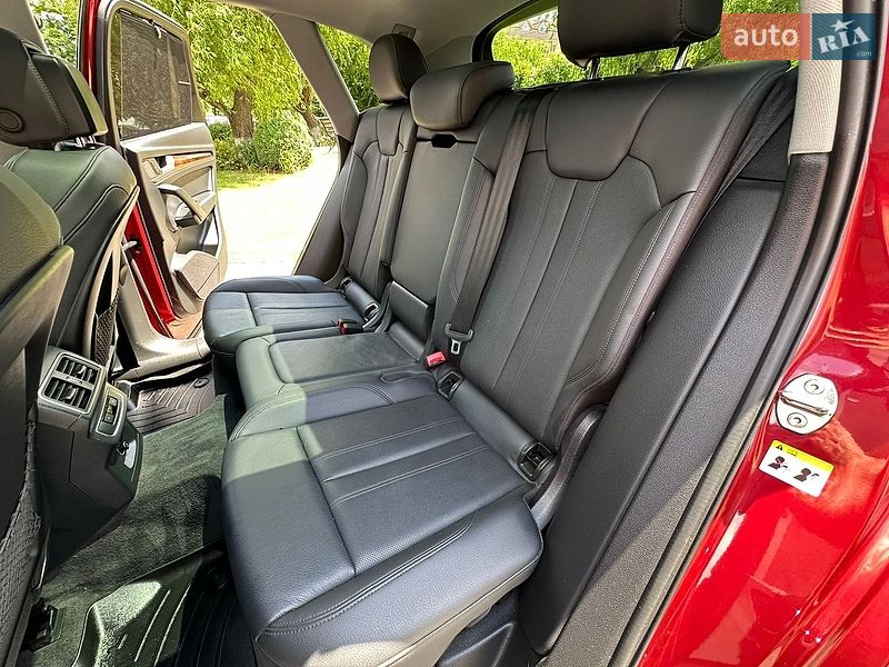 Внедорожник / Кроссовер Audi Q5 2018 в Киеве фото 43 Внедорожник / Кроссовер Audi Q5 2018 в Киеве
