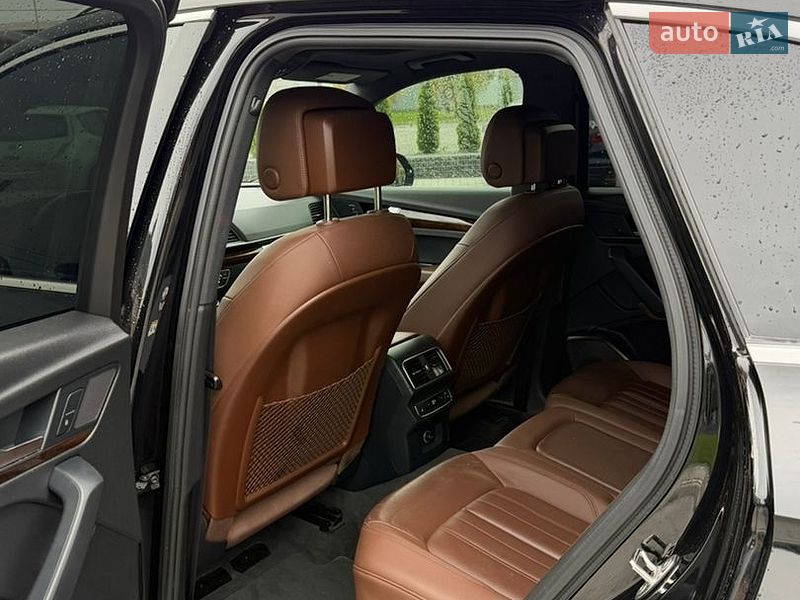 Внедорожник / Кроссовер Audi Q5 2018 в Луцке