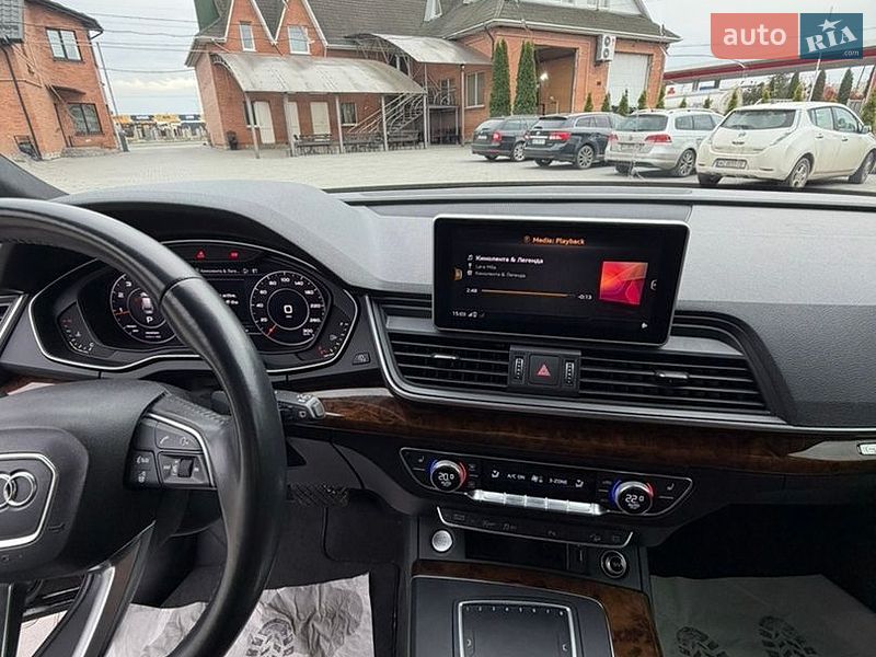 Внедорожник / Кроссовер Audi Q5 2018 в Луцке