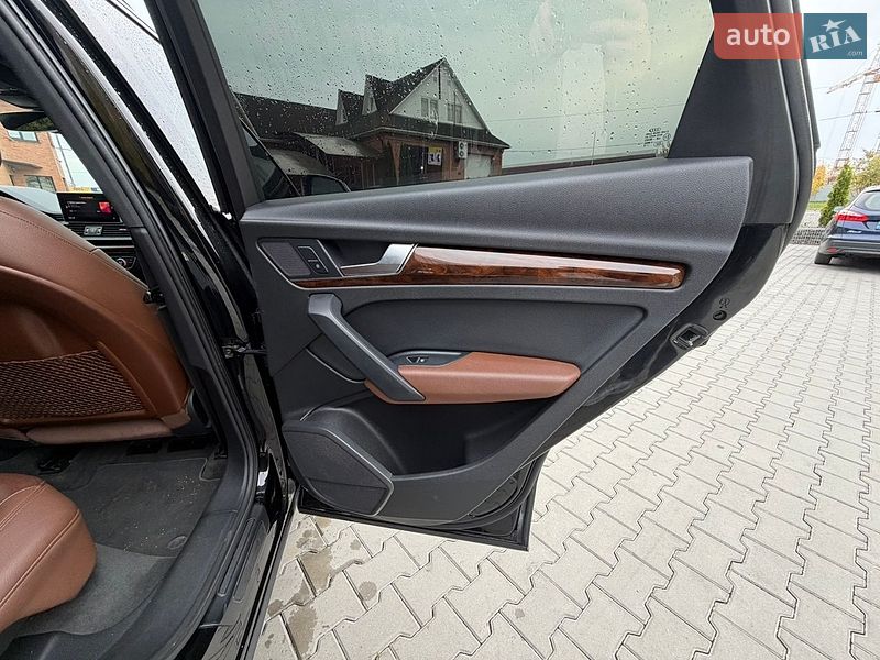 Внедорожник / Кроссовер Audi Q5 2018 в Луцке