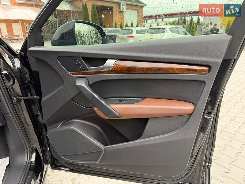 Внедорожник / Кроссовер Audi Q5 2018 в Луцке