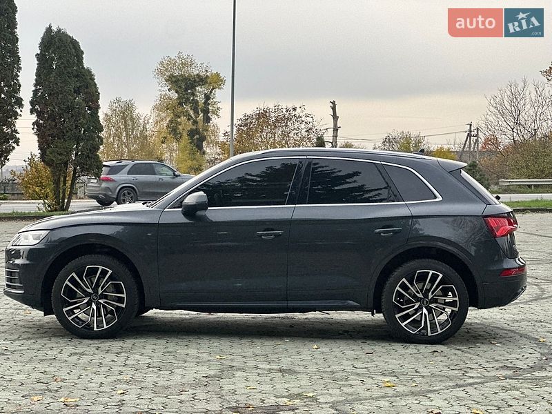 Внедорожник / Кроссовер Audi Q5 2019 в Дубно