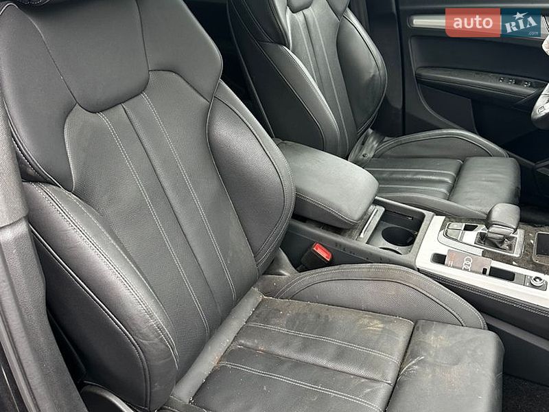 Внедорожник / Кроссовер Audi Q5 2023 в Ровно