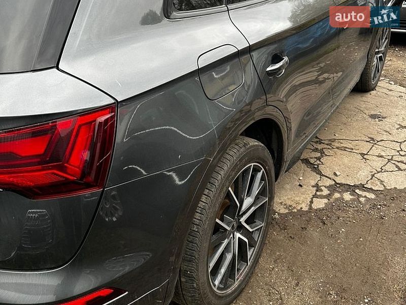 Внедорожник / Кроссовер Audi Q5 2023 в Ровно