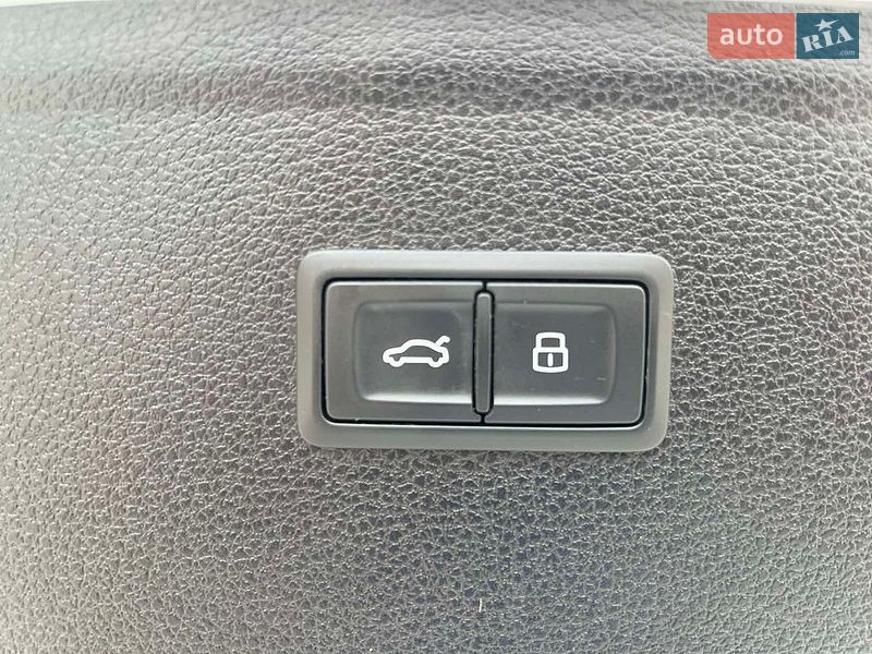 Внедорожник / Кроссовер Audi Q5 2021 в Шостке