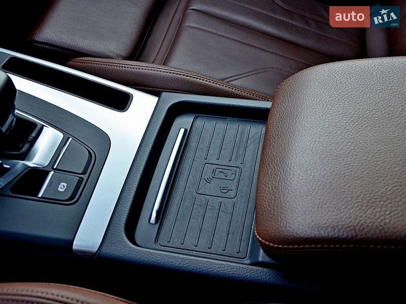 Внедорожник / Кроссовер Audi Q5 2020 в Ивано-Франковске