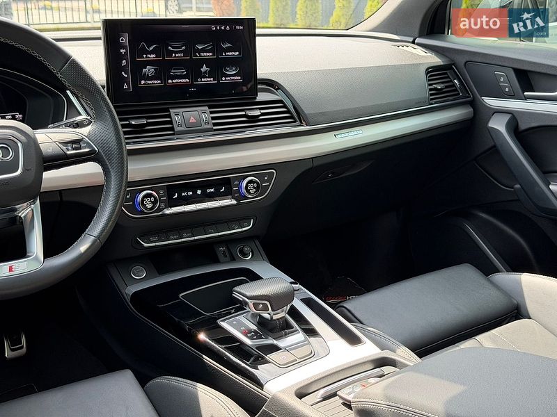 Внедорожник / Кроссовер Audi Q5 2020 в Ужгороде