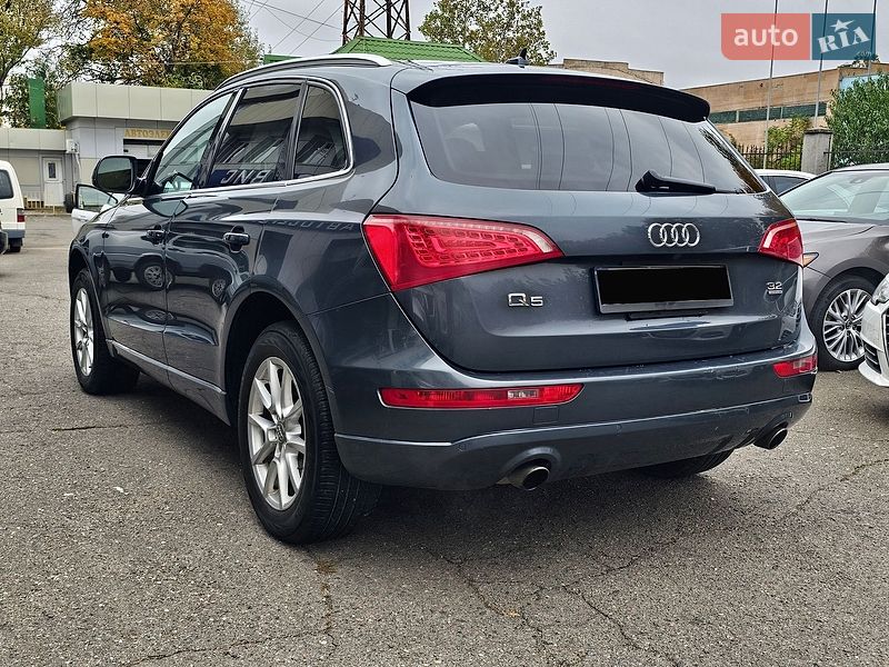 Позашляховик / Кросовер Audi Q5 2009 в Одесі