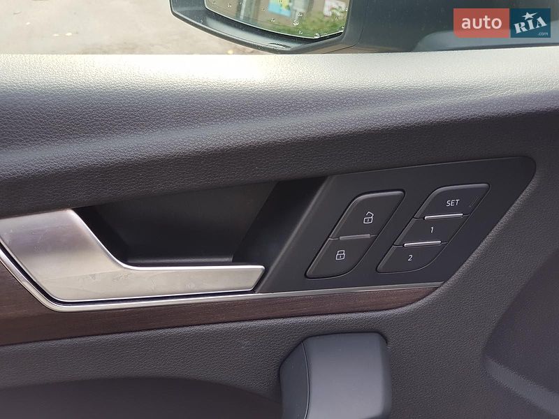 Внедорожник / Кроссовер Audi Q5 2020 в Харькове