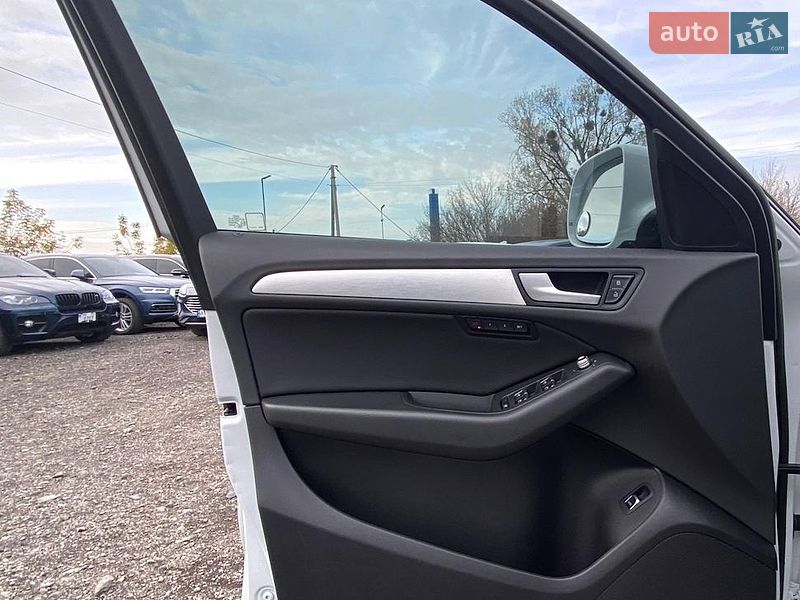 Позашляховик / Кросовер Audi Q5 2013 в Рівному