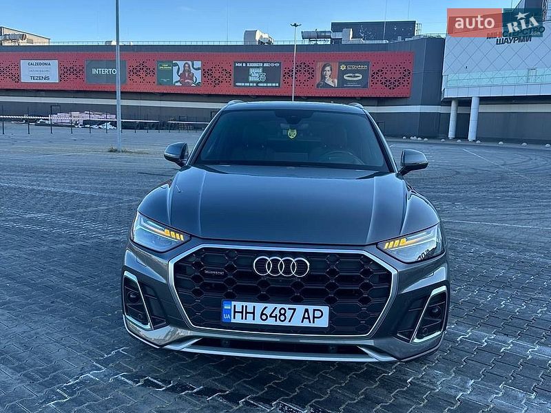Позашляховик / Кросовер Audi Q5 2022 в Києві фото 5 Позашляховик / Кросовер Audi Q5 2022 в Києві
