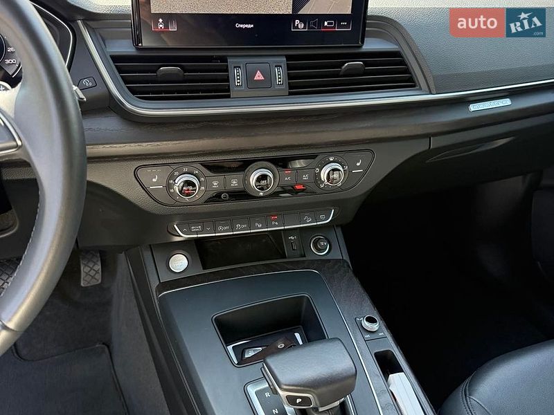 Внедорожник / Кроссовер Audi Q5 2021 в Киеве