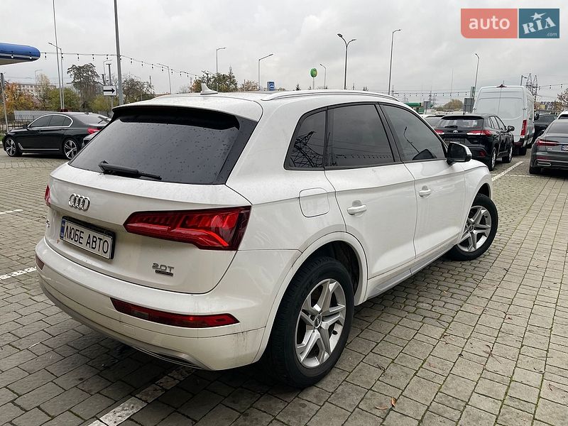 Внедорожник / Кроссовер Audi Q5 2017 в Львове