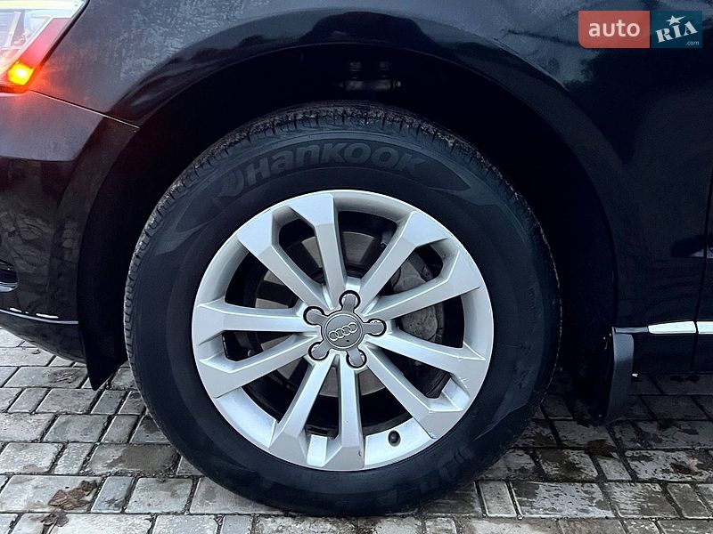 Позашляховик / Кросовер Audi Q5 2012 в Бобрику