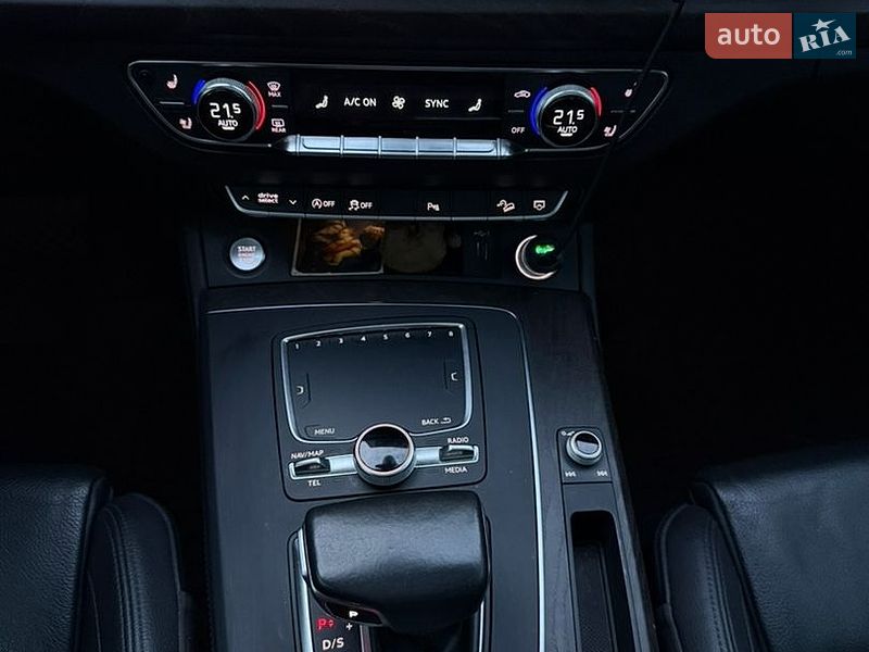 Внедорожник / Кроссовер Audi Q5 2018 в Чернигове