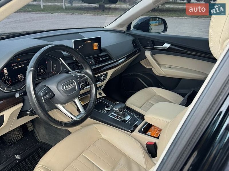 Внедорожник / Кроссовер Audi Q5 2018 в Лозовой