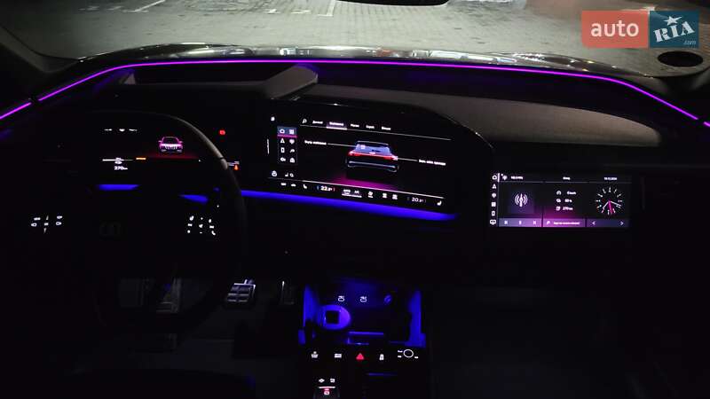 Внедорожник / Кроссовер Audi Q6 e-tron 2024 в Хмельницком