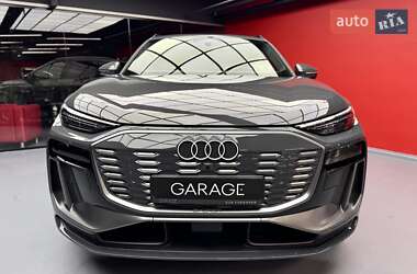 Внедорожник / Кроссовер Audi Q6 e-tron 2024 в 