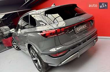 Внедорожник / Кроссовер Audi Q6 e-tron 2024 в 