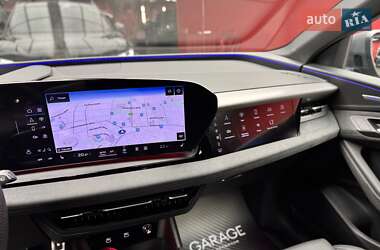 Внедорожник / Кроссовер Audi Q6 e-tron 2024 в 