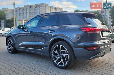 Внедорожник / Кроссовер Audi Q6 e-tron 2024 в 