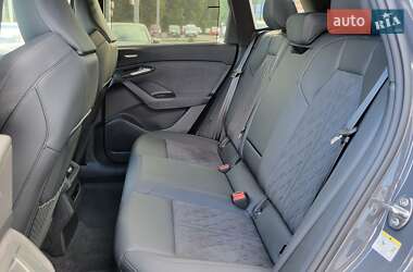 Внедорожник / Кроссовер Audi Q6 e-tron 2024 в 