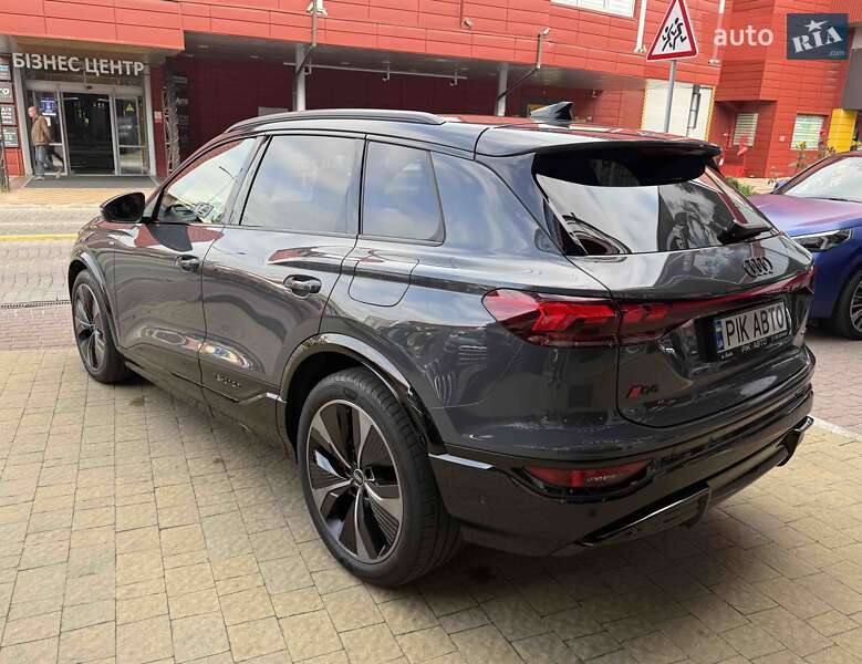 Внедорожник / Кроссовер Audi Q6 e-tron 2024 в Львове