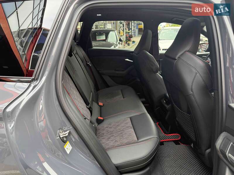Внедорожник / Кроссовер Audi Q6 e-tron 2024 в Львове