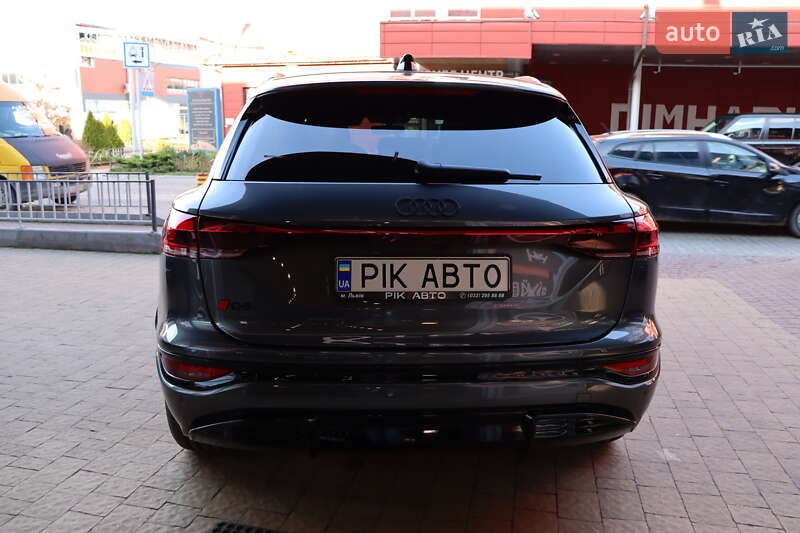 Позашляховик / Кросовер Audi Q6 e-tron 2024 в Львові