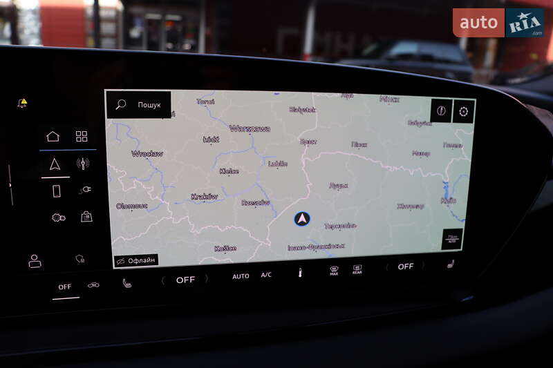 Позашляховик / Кросовер Audi Q6 e-tron 2024 в Львові