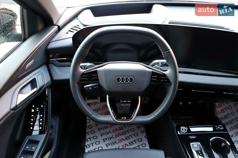 Позашляховик / Кросовер Audi Q6 e-tron 2024 в Львові