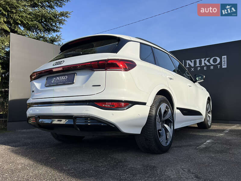 Внедорожник / Кроссовер Audi Q6 e-tron 2025 в Львове