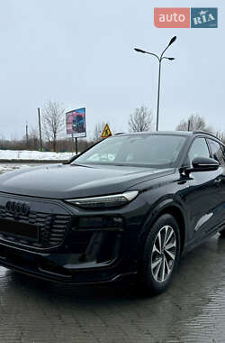 Внедорожник / Кроссовер Audi Q6 e-tron 2025 в Львове