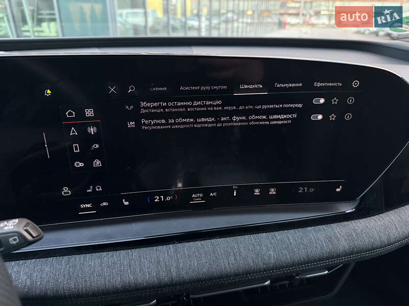 Внедорожник / Кроссовер Audi Q6 e-tron 2024 в Львове